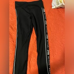 black zyia leggings